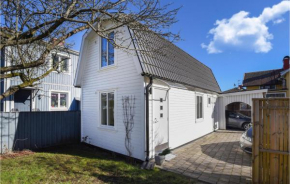 Amazing home in Alingsås w/ WiFi and 1 Bedrooms in Alingsås
